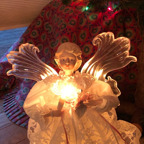 Holiday Classics treetop/tabletop animated Angel Figurine - Picture 8 of 12